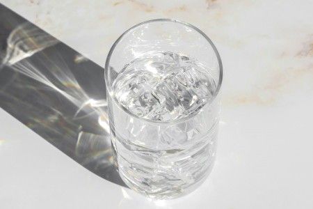 The Importance of Hydration for Aviation, Hotel and Restaurant Professionals