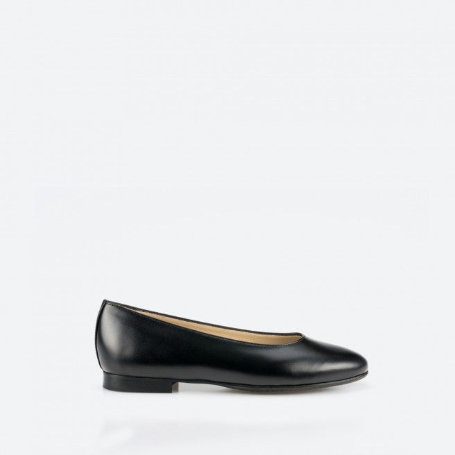 Black Ballerina for Woman - CHICAGO WIDE Black Ballerina for Woman - CHICAGO WIDE